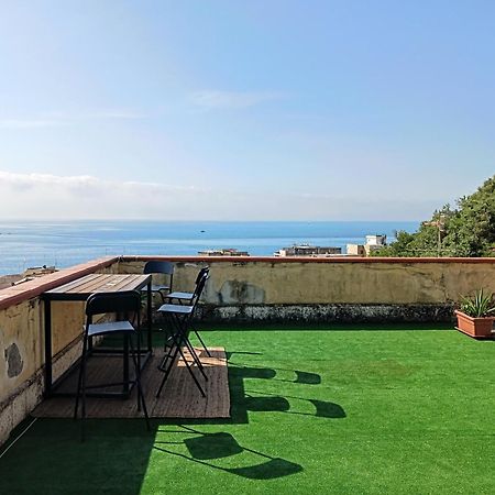 Mungi Bay, Flat With Sea View Roof Top Terrace Giardini Naxos Bagian luar foto